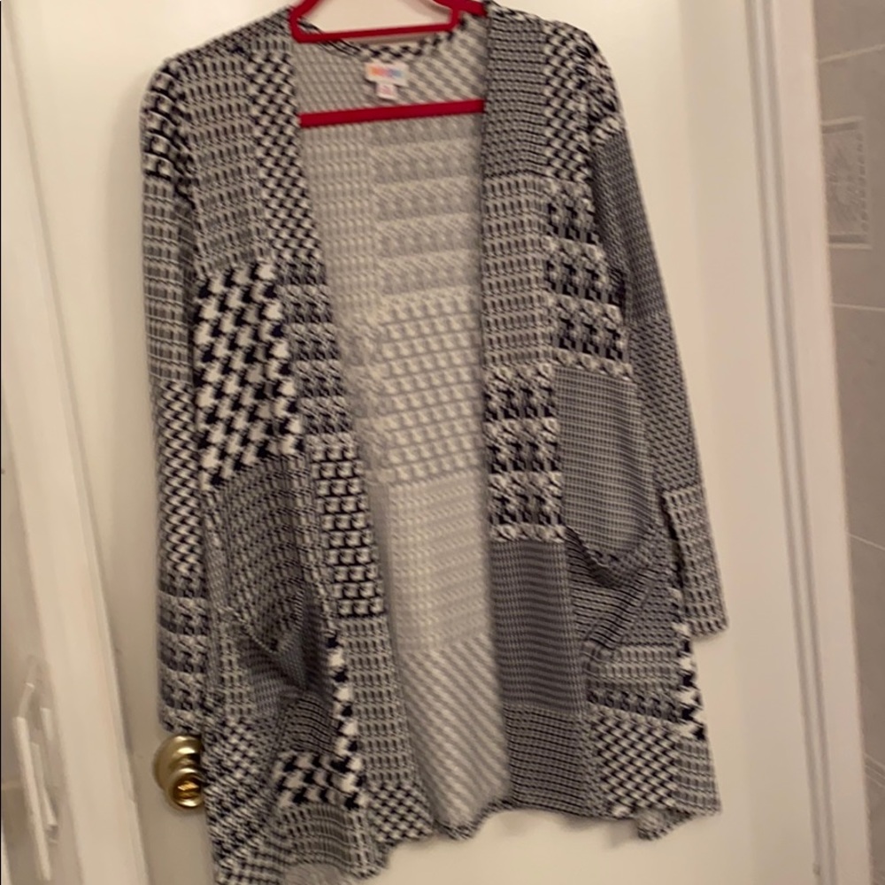 Lularoe Caroline
